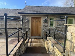 Photo 30- click for photo gallery